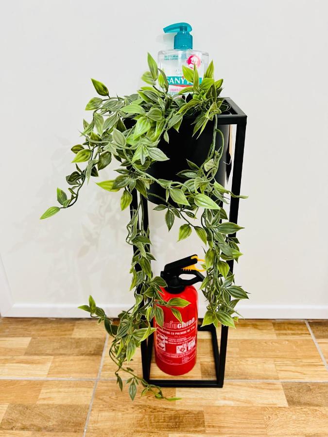 苏恰瓦Altheda Living Brownie 29E-2公寓 外观 照片